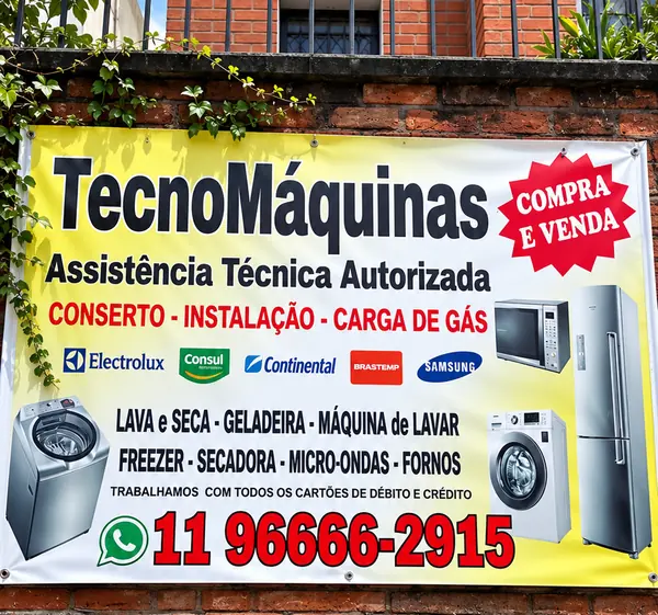 Faixa da Tecno Máquinas na fachada com os serviços e as marcas atendidas